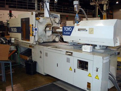 1993 Toyo TM-200G2 Used Injection Molding Machine