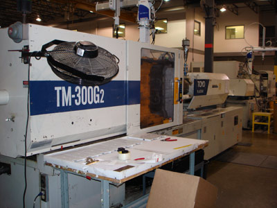 1994 Toyo TM-300G2 Used Injection Molding Machine