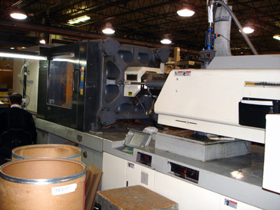 1997 Toyo TM-400H Used Injection Molding Machine