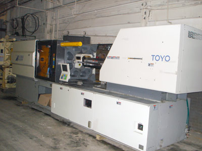 2000 Toyo Si-300 Used Injection Molding Machine