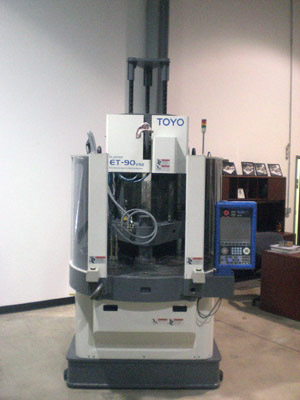2008 Toyo ET-90VR2 Used Injection Molding Machine
